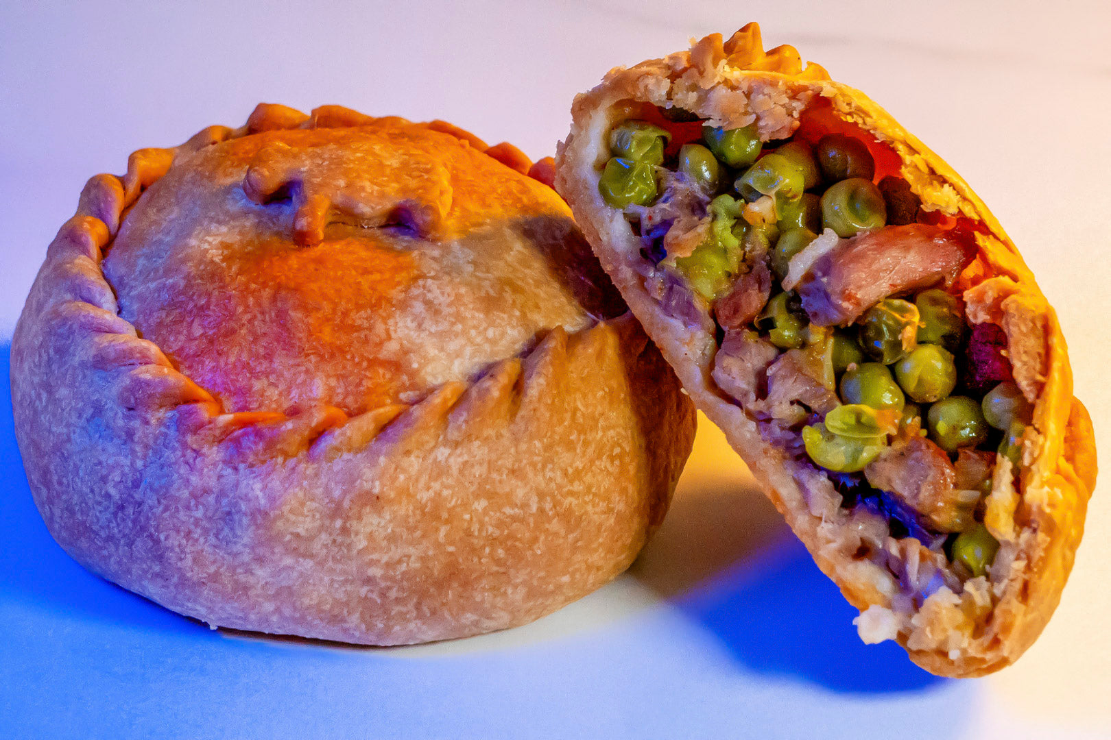EMPANADA CARNE CON GUISANTES